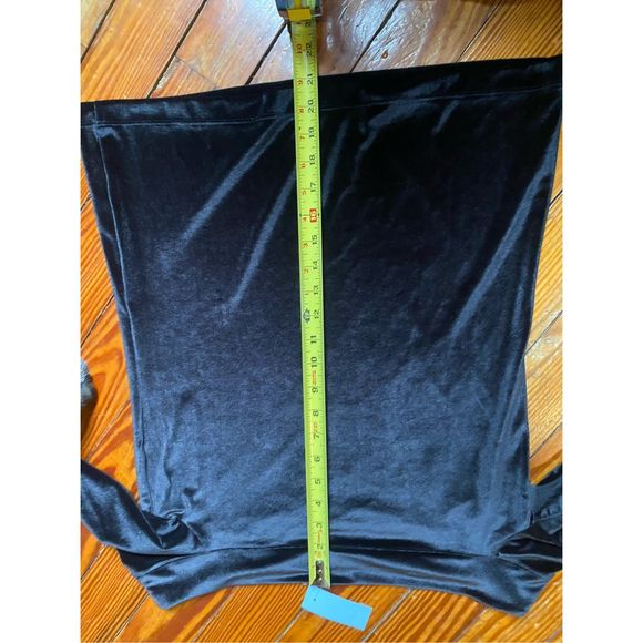 Ann Taylor NWT BLACK* Velvet Off Shoulder Top Blouse, Size Medium P, MSRP $55 - Picture 8 of 9